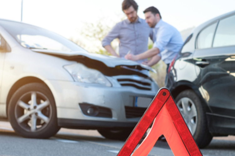 Should I Hire A Lawyer For A Minor Car Accident?